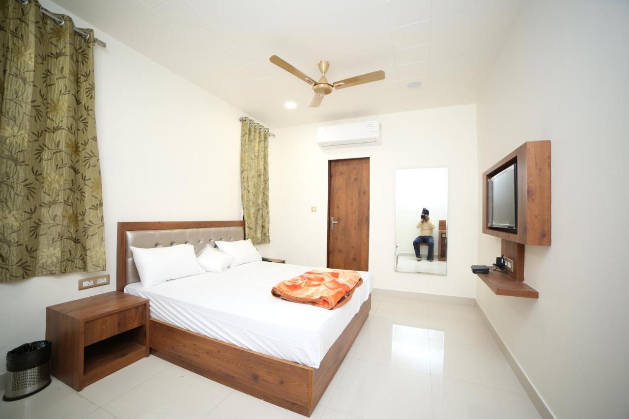 Hotel Devens Jaipur Ngoại thất bức ảnh