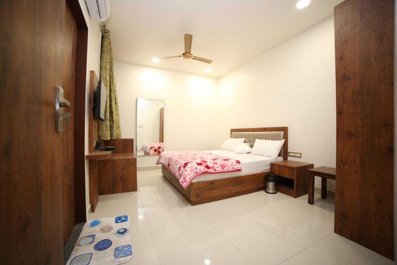 Hotel Devens Jaipur Ngoại thất bức ảnh